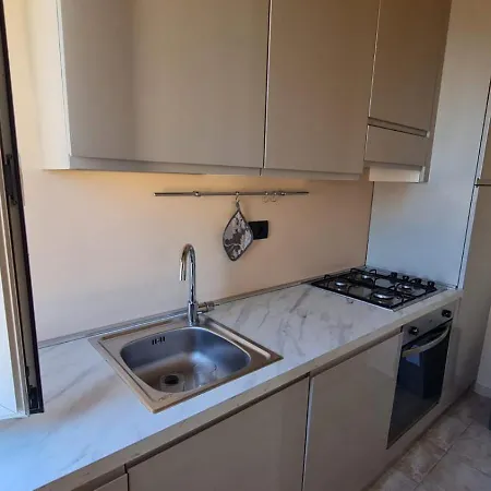 Miramare - Con Posto Auto Apartman *